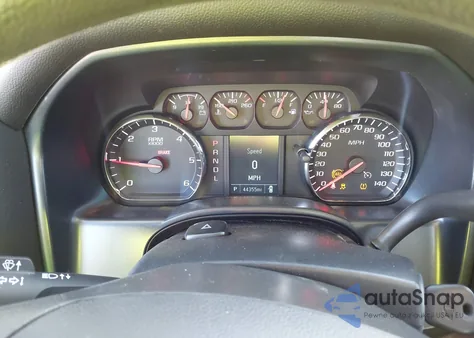 2018 Chevrolet Silverado 1500 Wt z USA, uszkodzony, nr VIN 1GCRCNEH9JZ347947